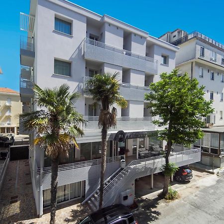 B&B Primrose Residence Hotel 里米尼 外观 照片